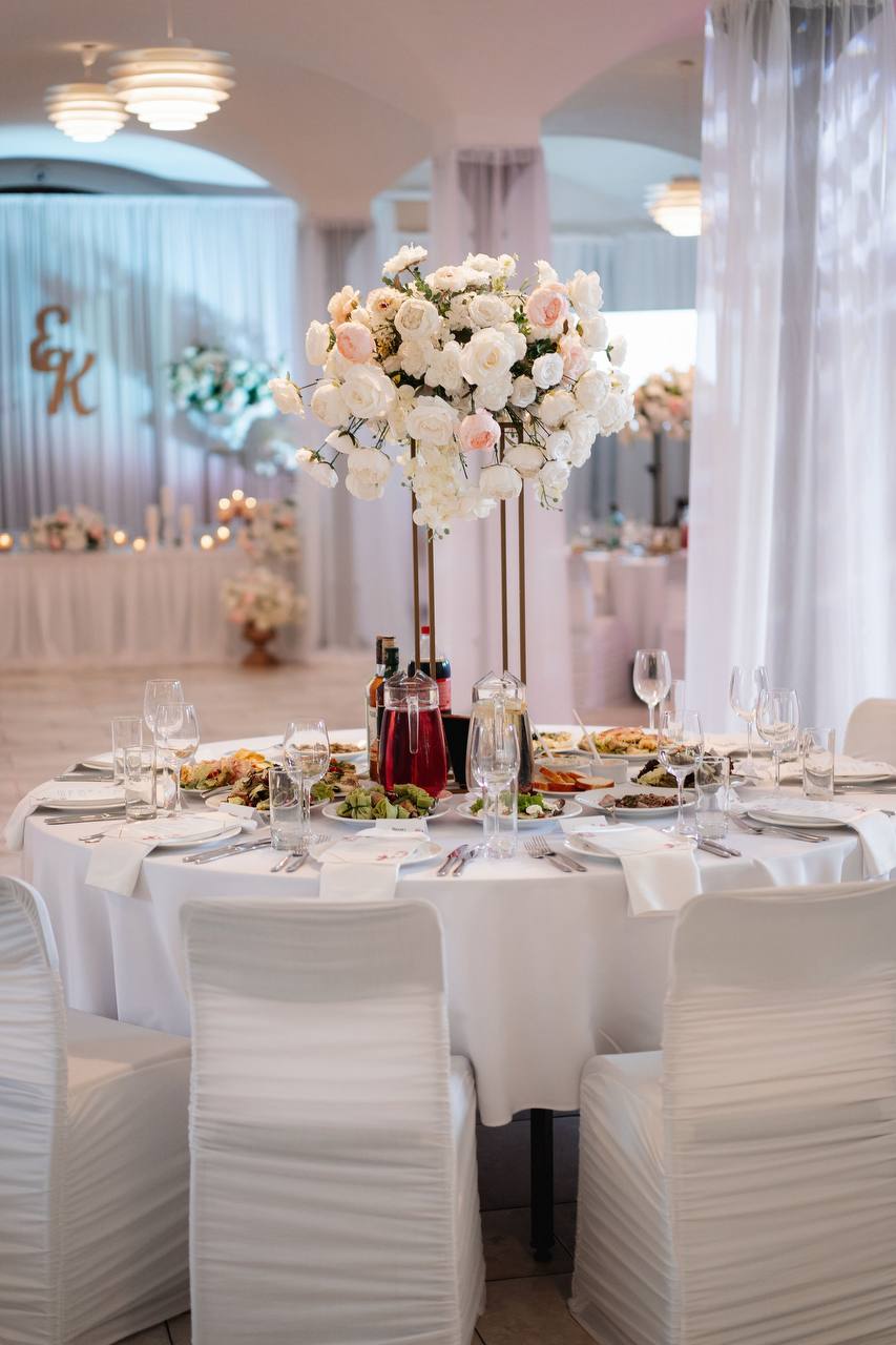 Michelin Dining Setup